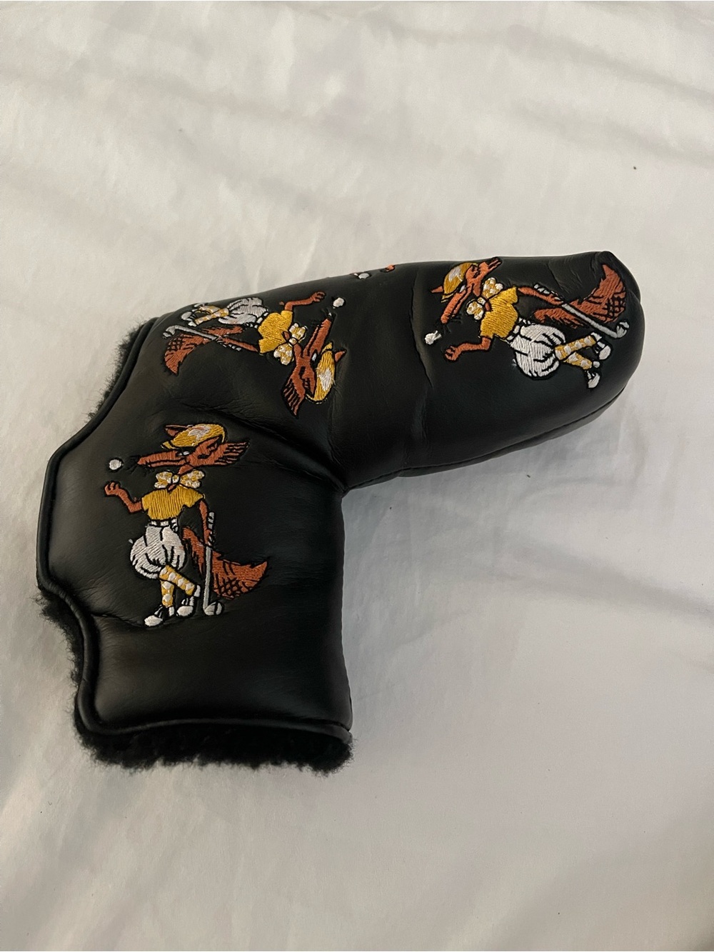 AM&E putter cover